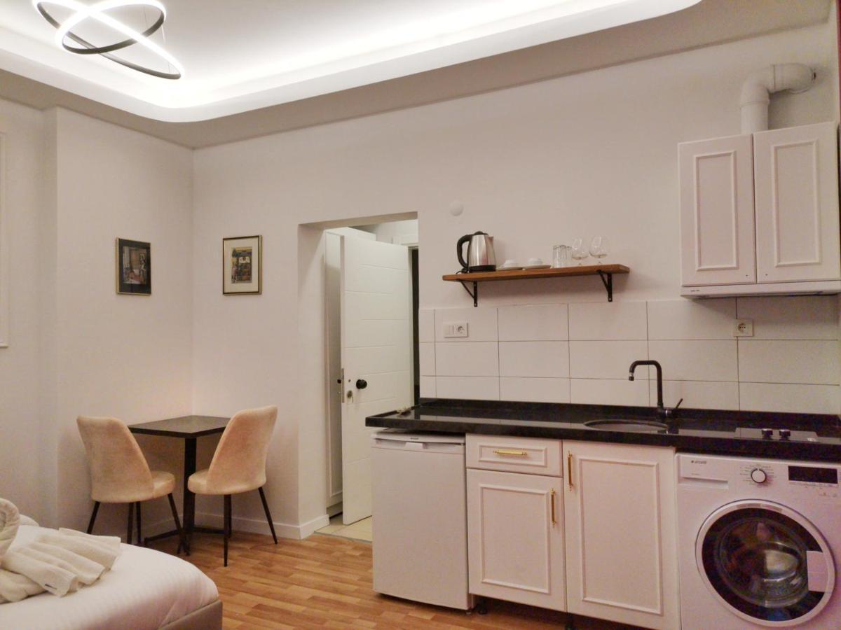 St Moscow Suites Taksim Istanbul Exteriör bild